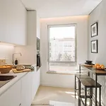 Trocchia - 1 Bedroom And Parking In Alvalade * Lizbona