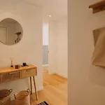 Trocchia - 1 Bedroom And Parking In Alvalade Daire *