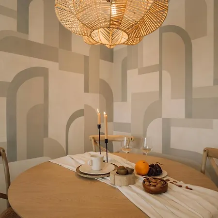 Trocchia - 1 Bedroom And Parking In Alvalade *